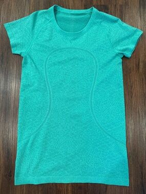 Lululemon Swiftly Tech Short Sleeve Shirt Sz 10 $68 RV EUC